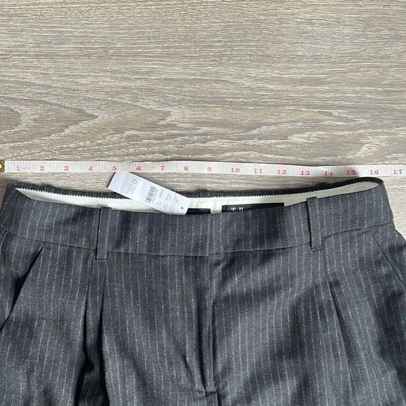 NEW j Crew Pleat-front pant in pinstripe Italian brushed wool - Picture 9 of 15